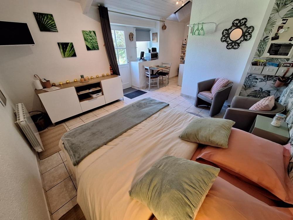 Studio 11, Draps, Linge, Wifi # Longere Bretonne#Morbihan Sulniac Exterior foto